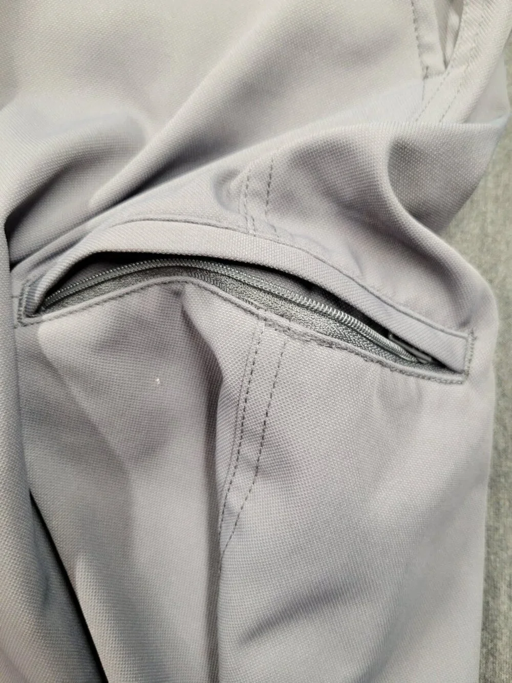 Pebble Beach men's shorts size 40 gray  good condition